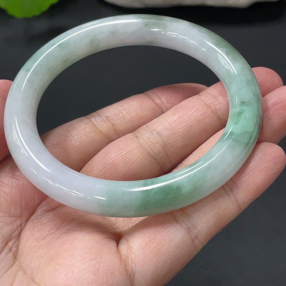 F33838256 JadeiteRound Bangle Bracelet, Total Weight Approx. 48.7g, Inner Diameter 55.7