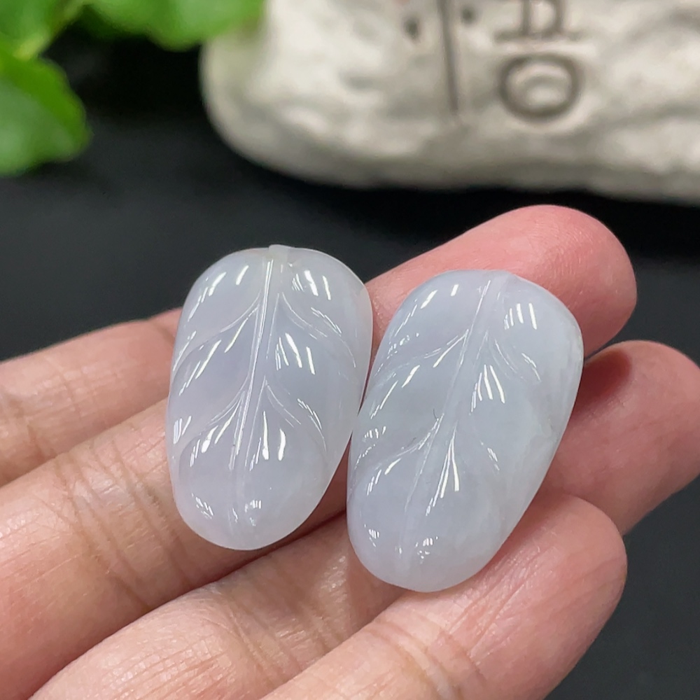 F34018058 Jadeite Pendant Sell as a Lot