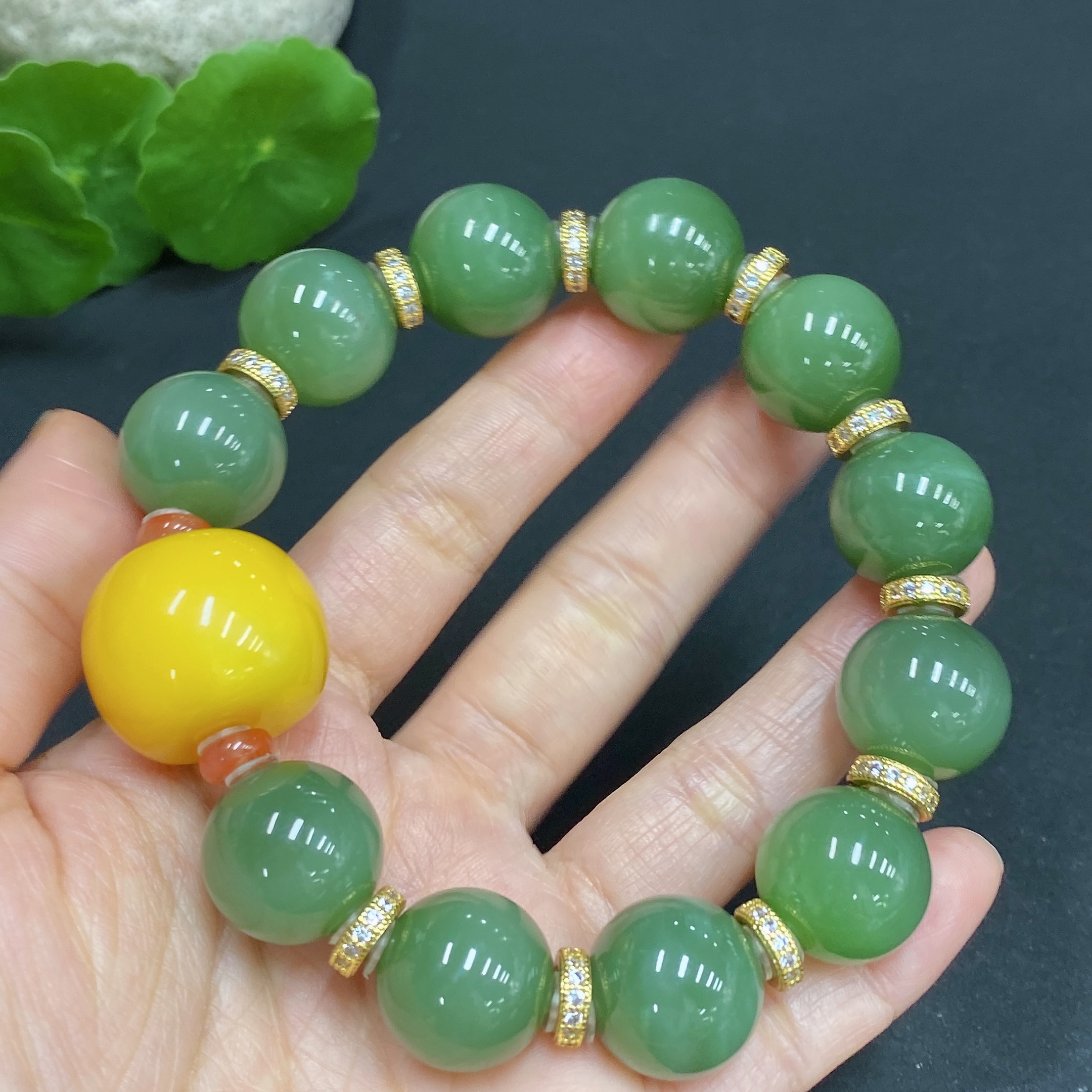 H29405952 Hetian Jade Bracelet Approx.15.8mm Non-gold-inlaid Total Weight Approx.83.6g With Amber and Southern Red Agate