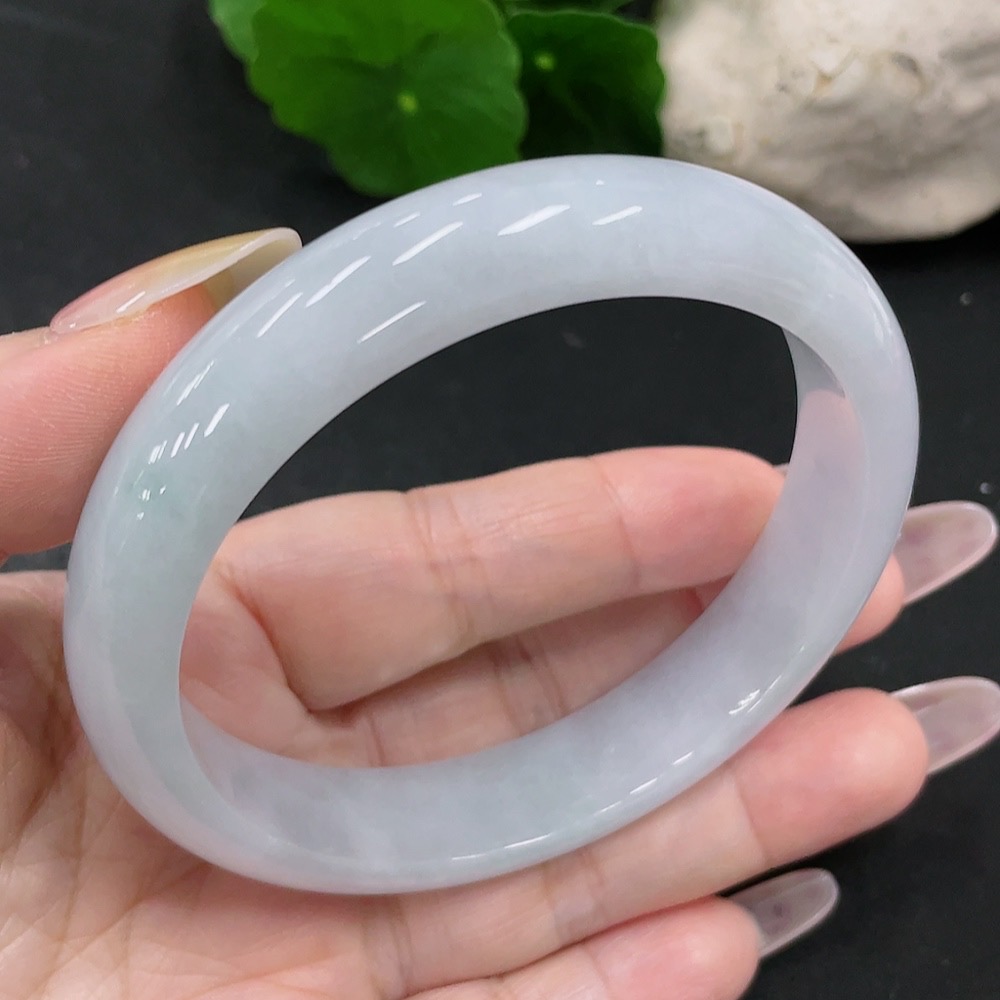F34069198 Jadeite Round Bangle Size 63.4 Total Weight Approx. 62.7g