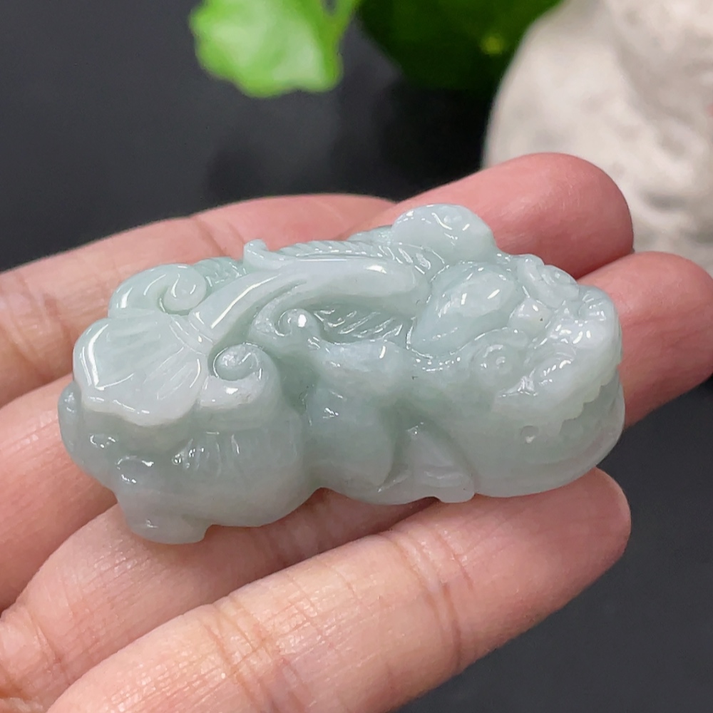 F34019629 Jadeite Pixiu Pendant Total Weight About 28.67g