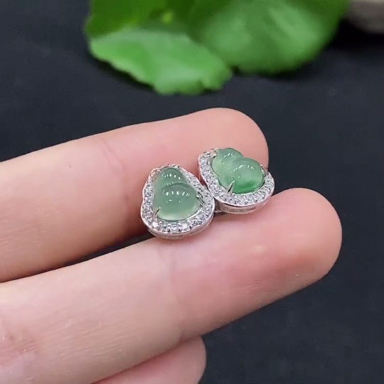 F31603767 Jadeite Gourd Inlaid Earrings Non-Gold Inlaid Total Weight About 1.85g Non-Diamond