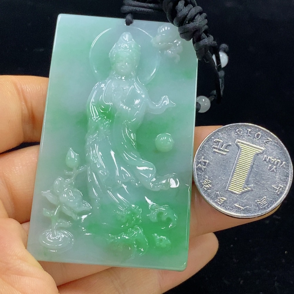 F34025470 Jadeite Guanyin Pendant Total Weight Approx. 40.59g (Including Rope Weight)