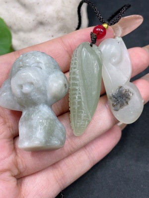 H32796789 Hetian Jade Pendant