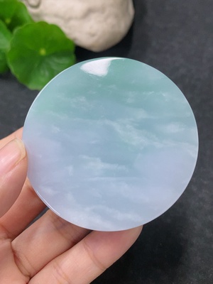 F34954725 Jadeite Ornament Total Weight Approx. 91.16g