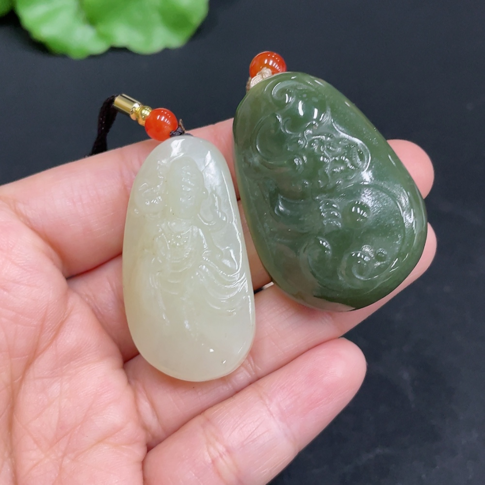 H35111160 Hetian Jade Pendant Guanyin Auspicious Beast