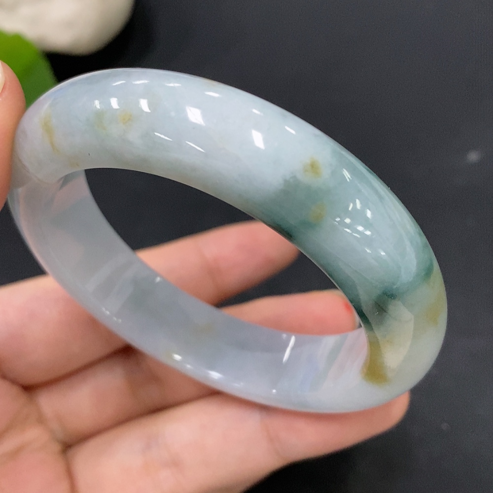 F29357141 Jadeite Regular Round Bangle 52.2 Size Total Weight Approx. 64.42g Containing Other Mineral Components with Cracks