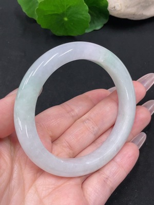 F34068246 Jadeite Round Bracelet Size 55.3 Total Weight Approx. 48.9g