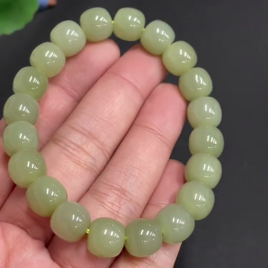 H23649088 Hetian Jade Bracelet, about 10mm, total weight about 33.8g