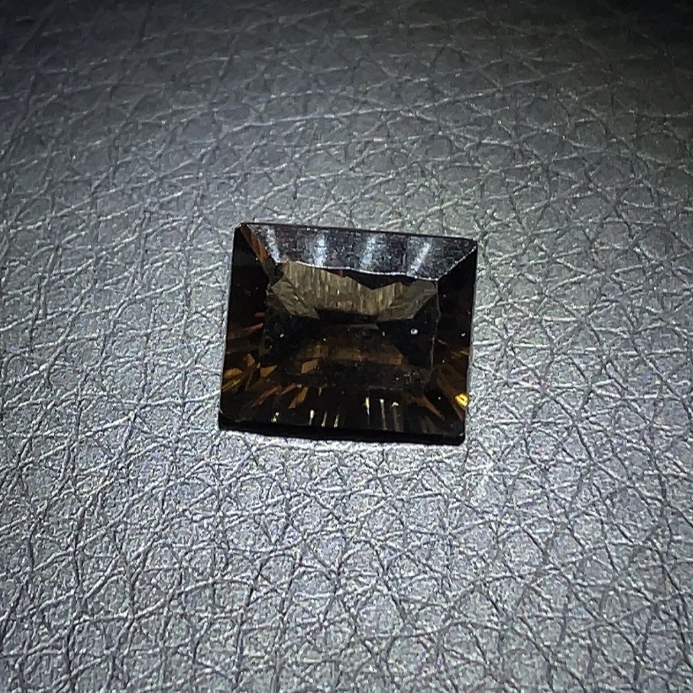 C26955231 Crystal Rough Stone Total Weight Approx. 4.27ct