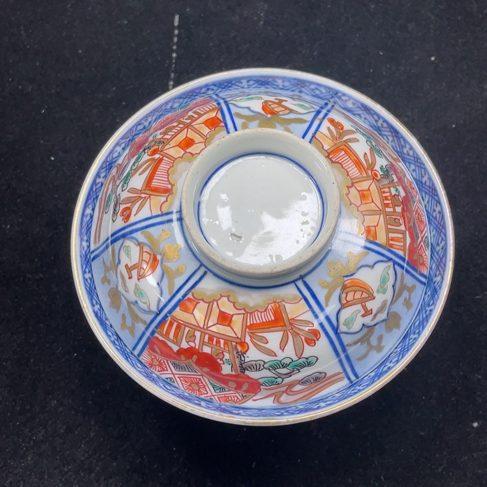 W32714812 Ceramic Undamaged Modern Painted Lidded Bowl (size as per actual item)