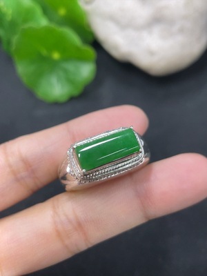 F46551449 翡翠镶嵌件 货品总约重16.5g 非金