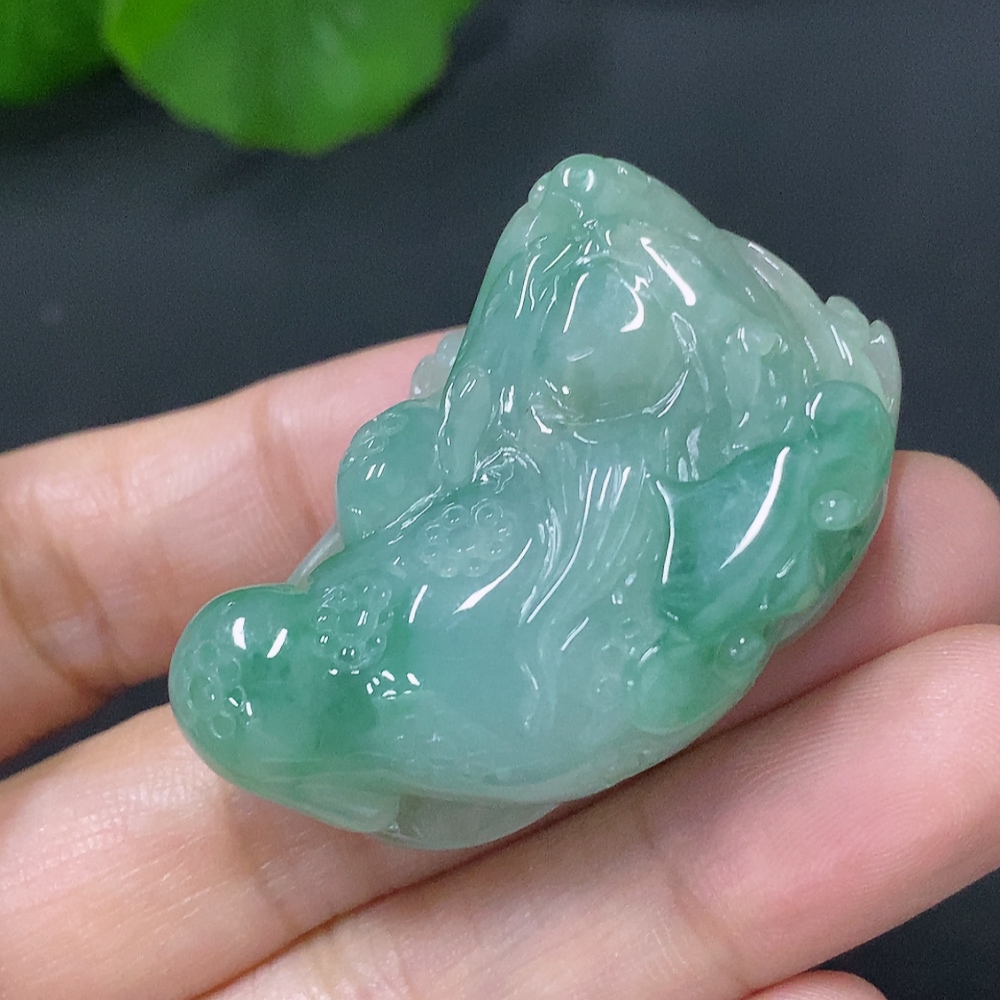 F31587694 JadeitePendant Golden Toad