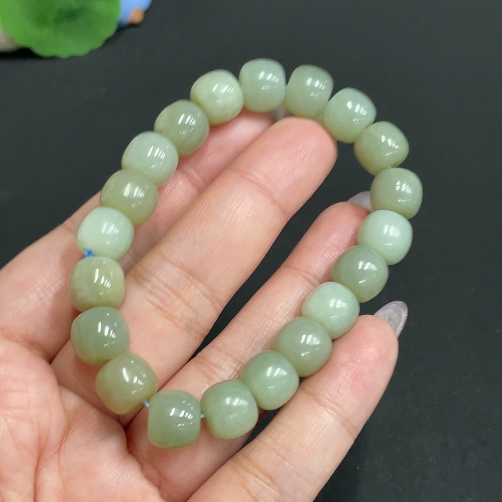 H33900759 Hetian Jade Bracelet, Approx. 9.8mm Beads, Total Weight Approx. 32.3g