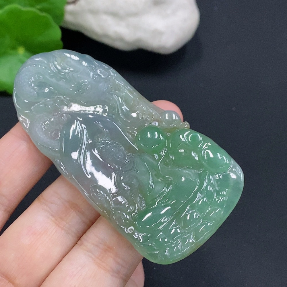 F26971853 Jadeite Dragon-Keeper Guanyin Pendant