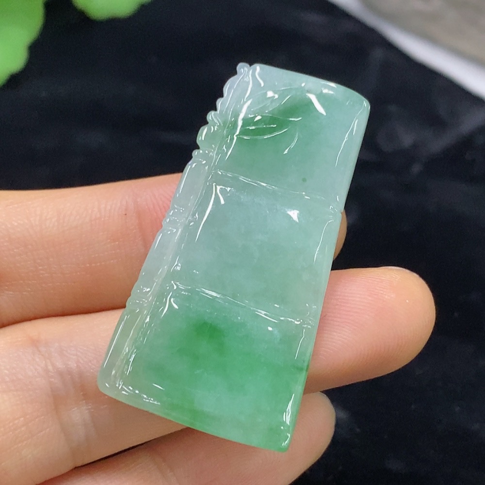 F31639940 Jadeite Bamboo Pendant Total Weight Approximately 10.52g