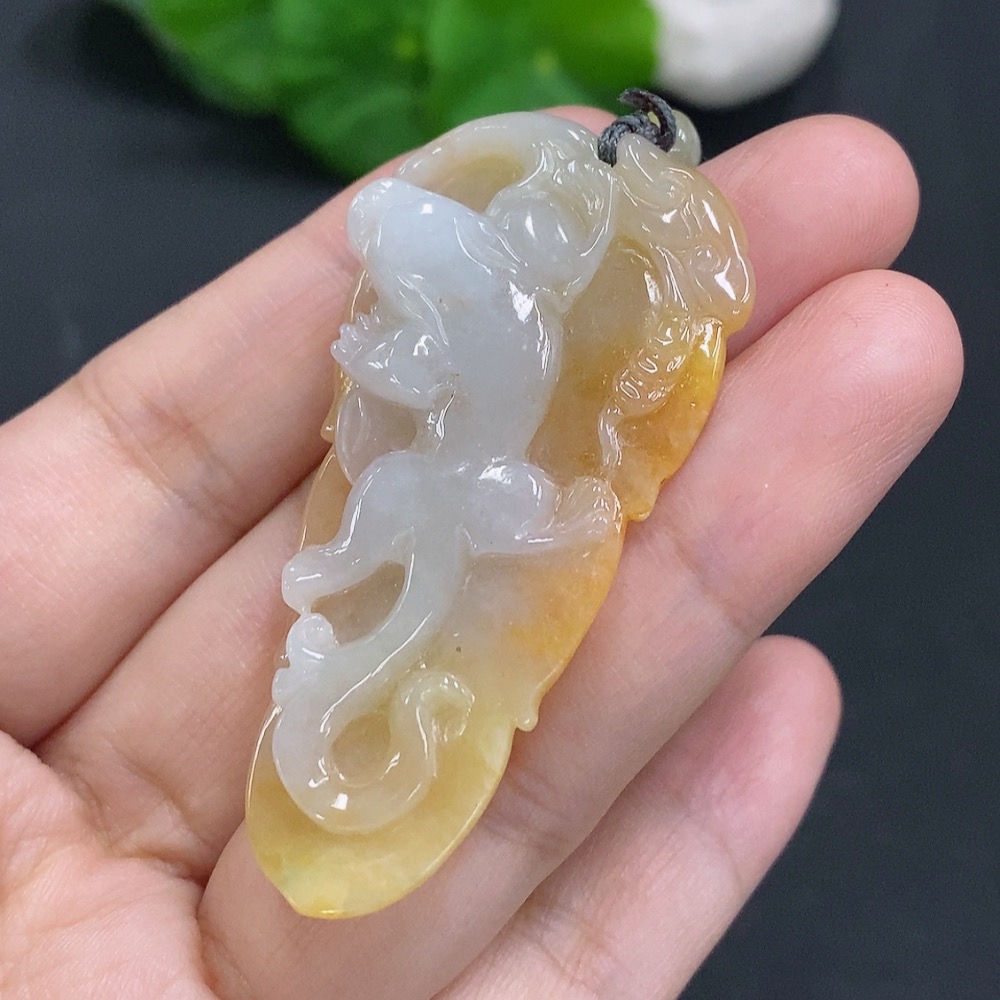 F24832700 color origin undetermined, with non-A grade matching beads