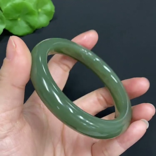 H27084558 Hetian Jade Round Bracelet Size 56.8 Total Weight Approx. 55.4g