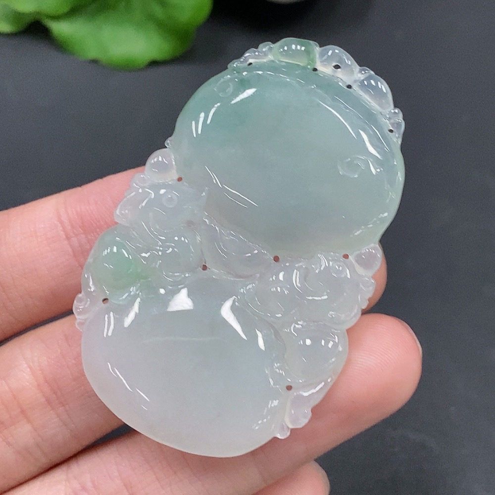 F20236560 Jadeite Antique Pendant Total Weight 19.662g