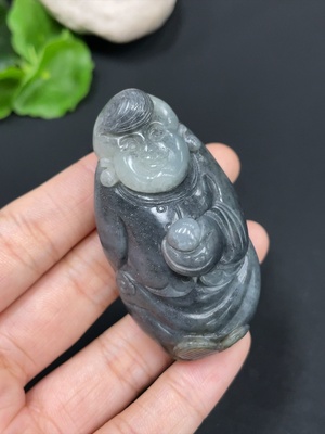 H29352397 Hetian Jade Pendant Child Total Weight (with rope): 66.2g Undetermined skin color origin