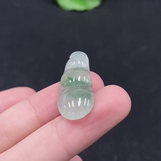 F34075774 Jadeite Lucky Bean Pendant Total Weight Approx. 2.4g