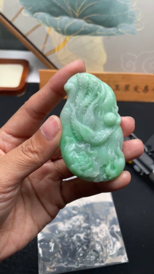F34963417 Jadeite Phoenix Pendant Unpolished Total Weight Approx. 37g