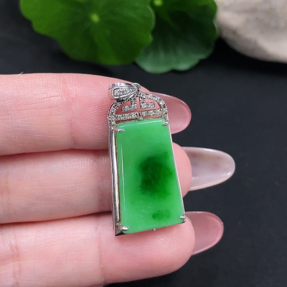 F34032697 Jadeite Inlaid Pendant Total Weight Approx. 3.6g (Non-gold Inlaid)