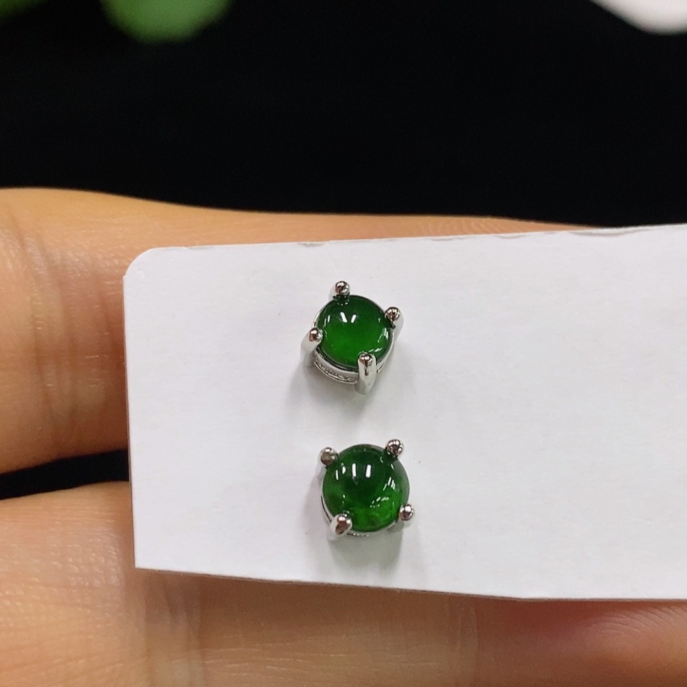 F34045330 Jadeite Inlaid Earrings Non-Gold