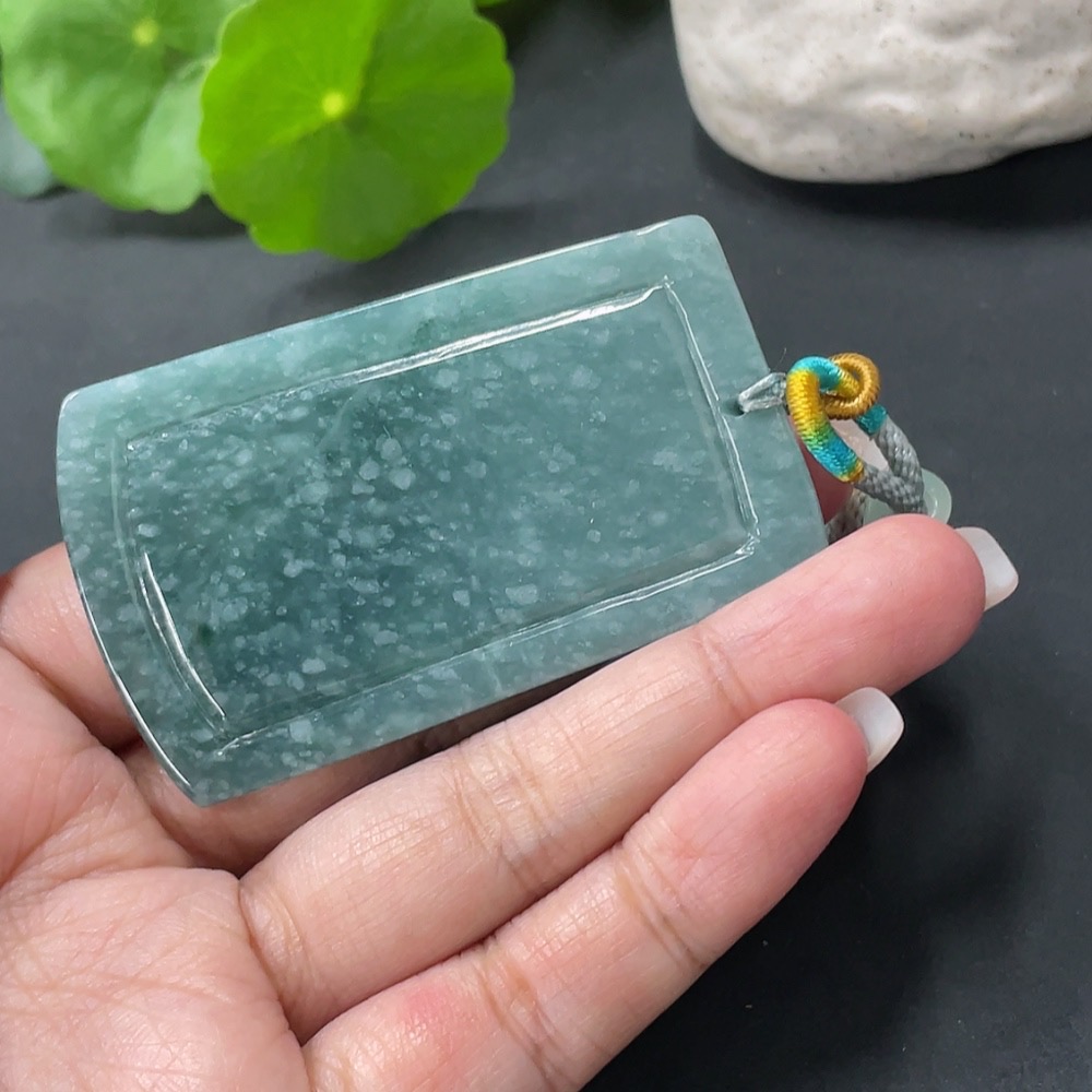 F16742472 JadeiteDragon Pendant Total Weight 48.677g