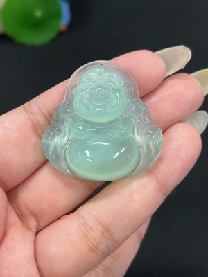 H42979081 岫玉(蛇纹石玉)挂件 佛公 货品总重约15.5g