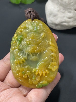F18032143 Jadeite Tiger Pendant, Color Origin Undetermined, Total Weight 61.724g