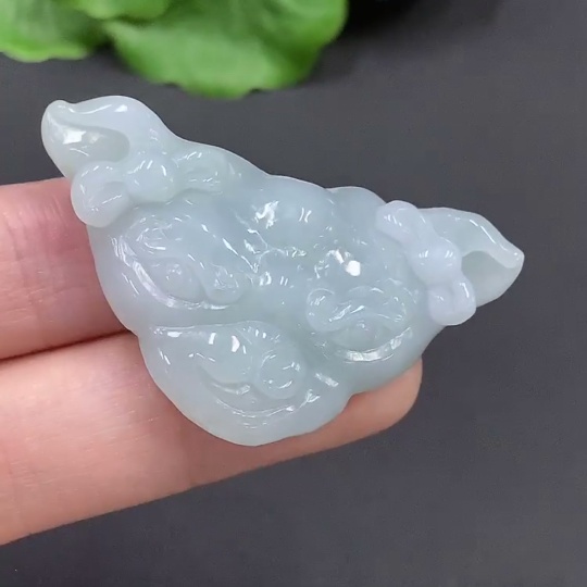 F19187933 Jadeite Pendant Cat Total Weight 15.777g