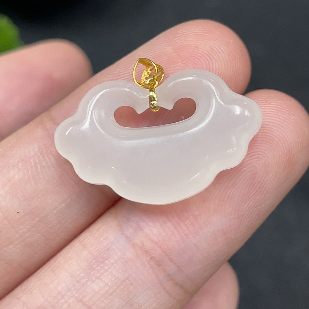 H36259531 Hetian Jade Pendant Ruyi 18k Gold Total Weight Approx. 2.7g