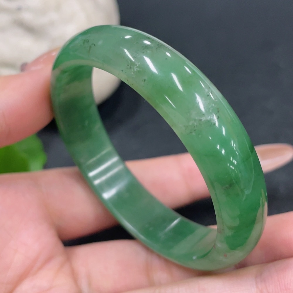 H32705161 African Emerald (Dulong Jade)