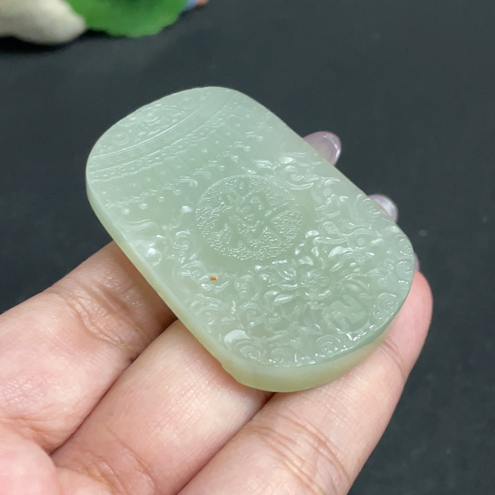 H34957176 Hetian Jade Pendant Guanyin Total Weight About 32.8g