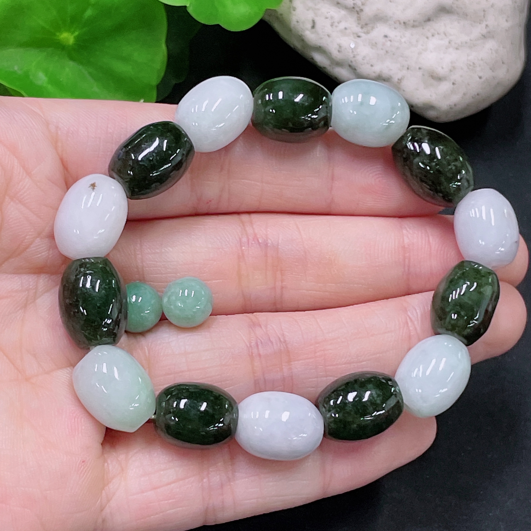 F33943530 Jadeite Bracelet + Beads Approx. 10.4mm