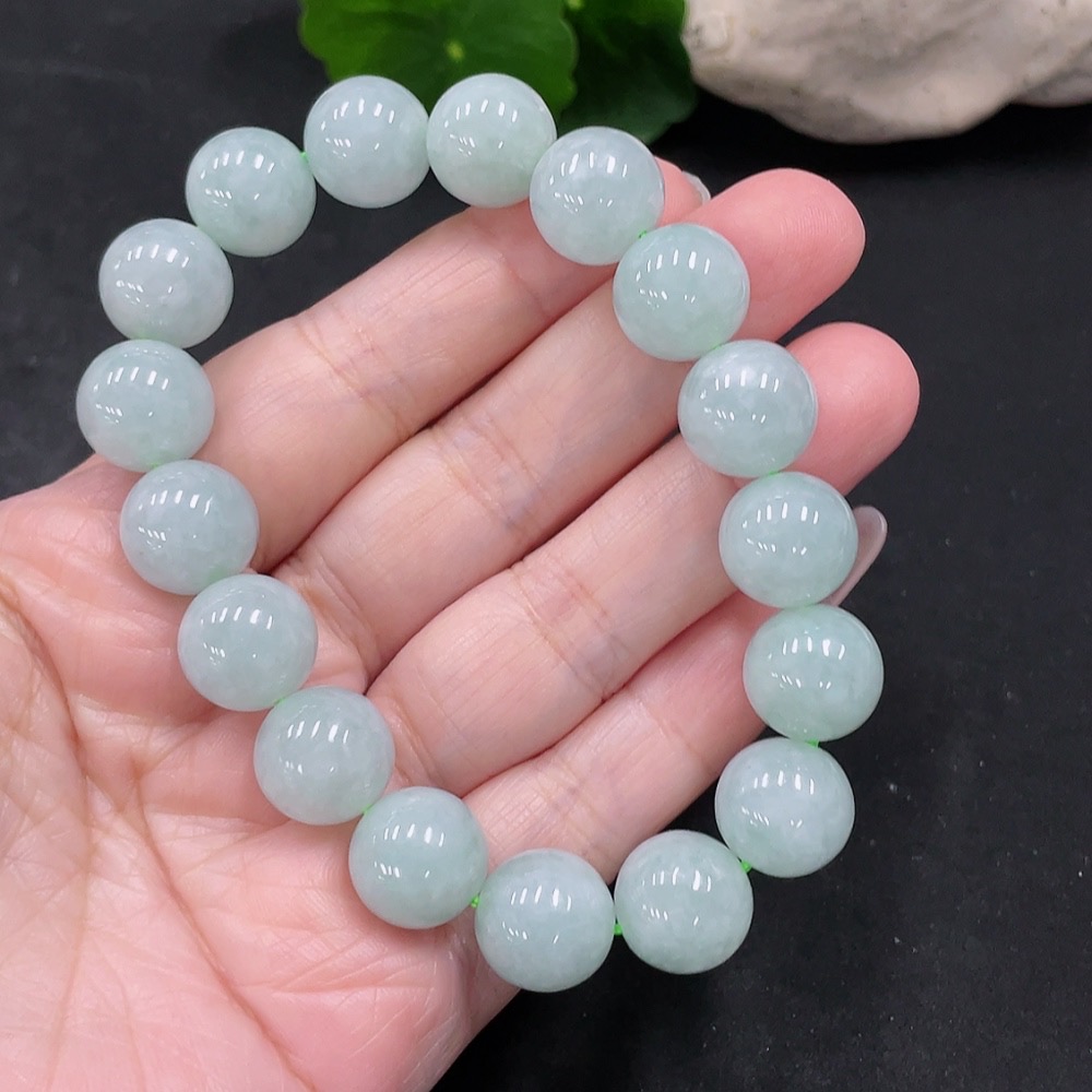 F35129103 Jadeite Bracelet  12.2mm approx.  Total Weight about 56.43g