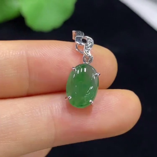 F34074841 Jadeite Cabochon Inlay Pendant Non-Gold Total Weight Approx. 1.55g