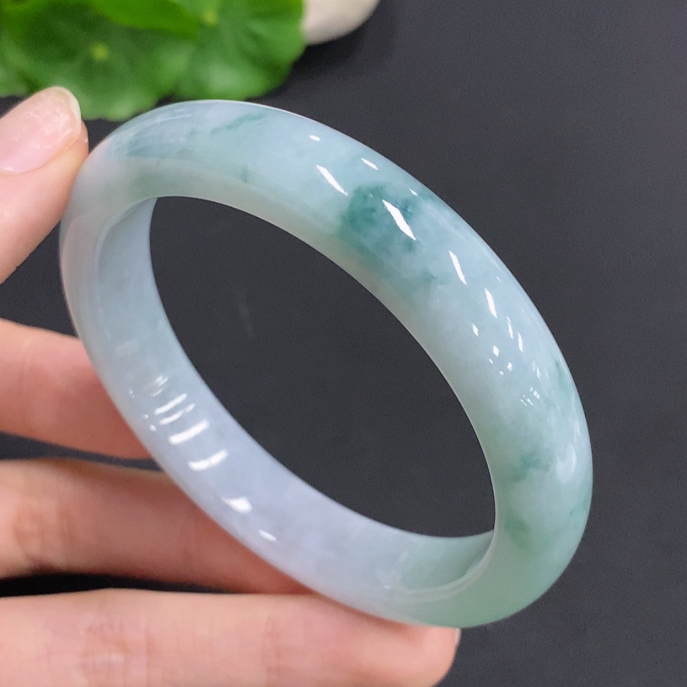 F35160383 Jadeite Round Bangle, Total Weight Approx. 55.3g, Size 57.5