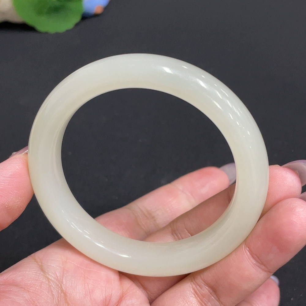 H33901110 Hetian Jade Round Bracelet Size 56.8 Total Weight Approx. 55.2g