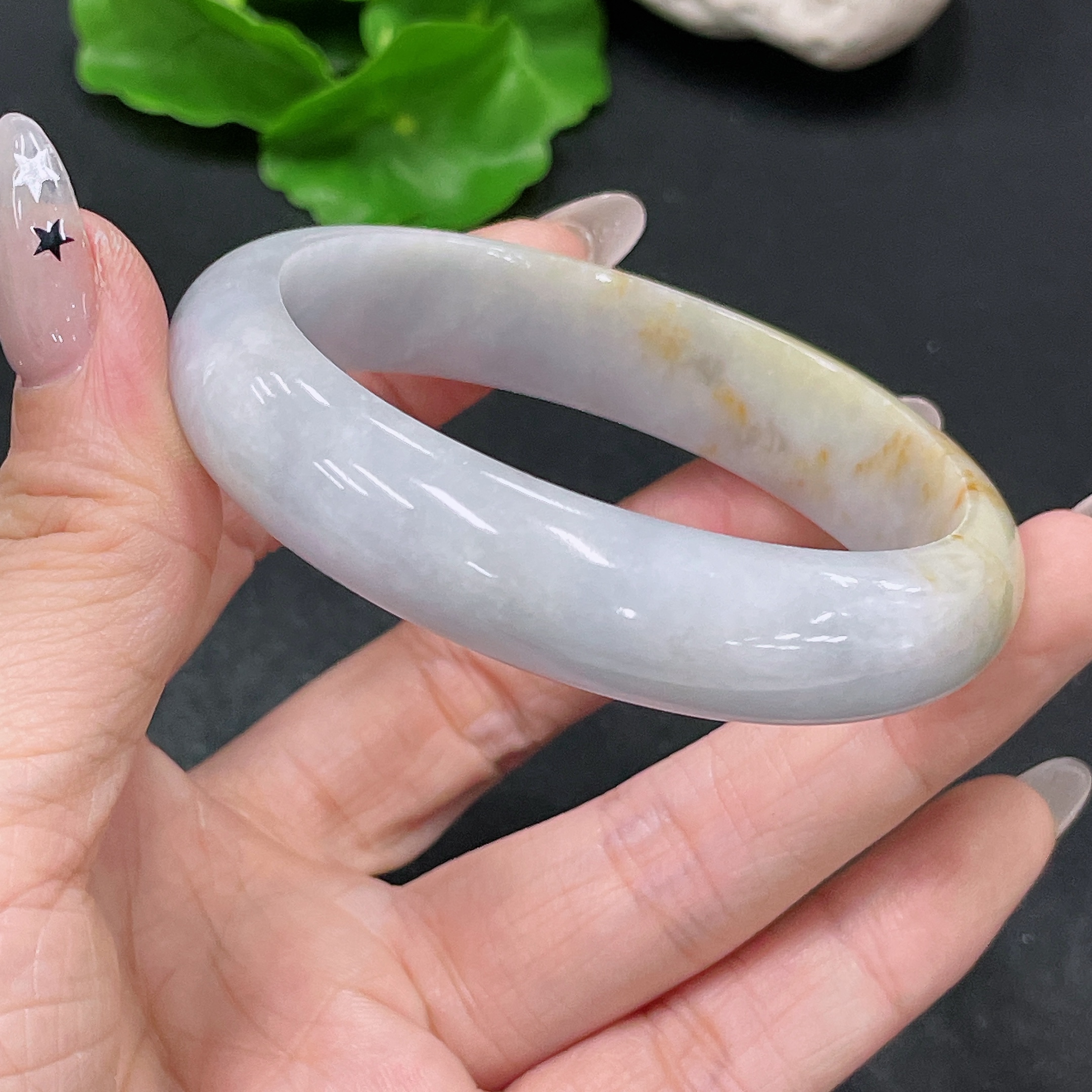 F35104699 Jadeite Round Bangle Size 55.9 Total Weight Approx. 50.5g