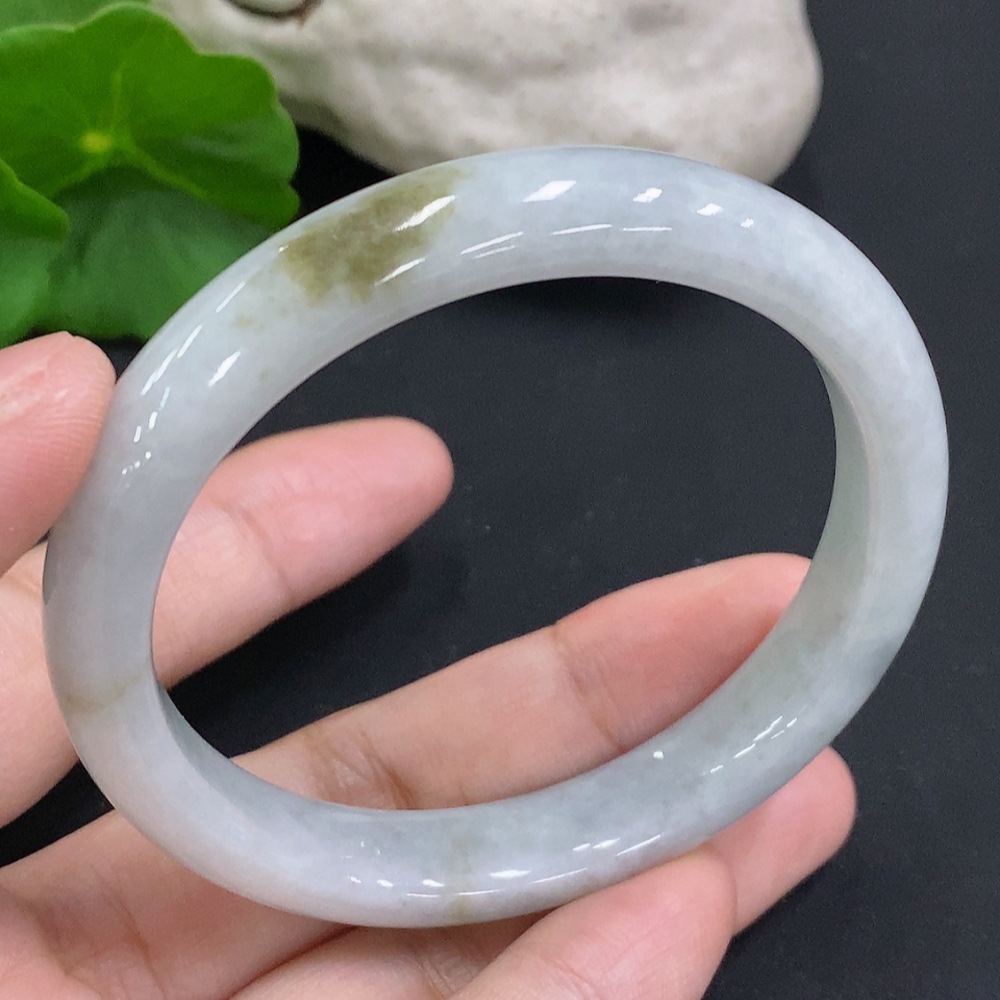 F35107210 Jadeite Round Bangle Size 52.9 Total Weight Approx. 35.6g
