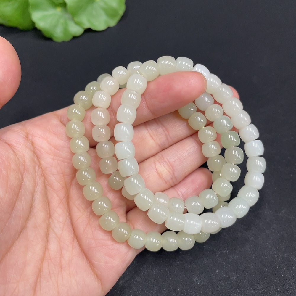 H34072105 Hetian Jade Bracelet Approx. 6.5/6.8/6.7mm Total Weight Approx. 45.5g