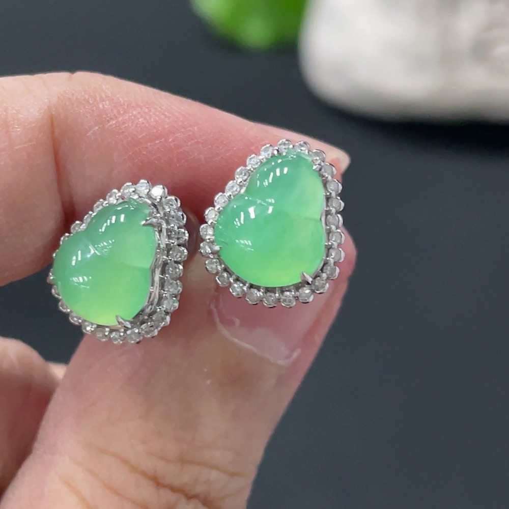 F30519099 Jadeite Earrings 18k with Diamond Accents Total Weight Approx. 3g (Excluding Ear Backs)