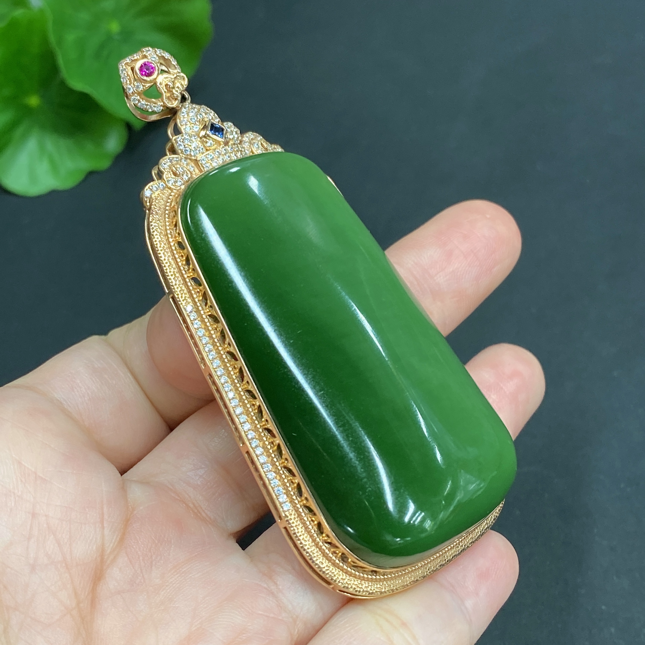 H22506866 Hetian Jade Inlaid Plain Pendant 18k Gold Total Weight About 37.7g