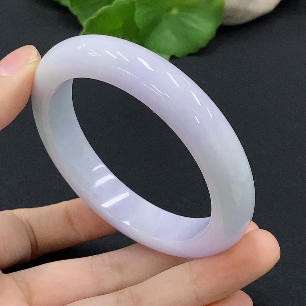 F33833460 Jadeite Round Bracelet, Size 55.4, Total Weight Approx. 59.88g