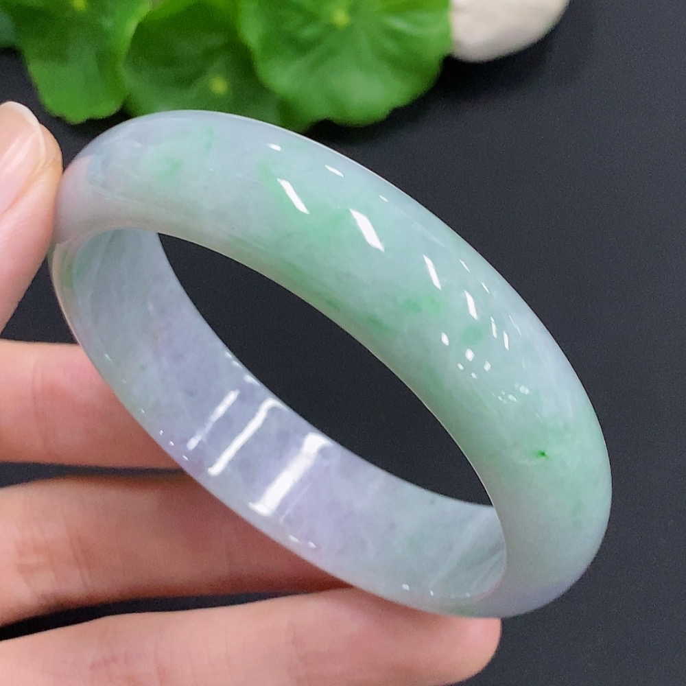 F30542981 Jadeite Round Bangle, Total Weight Approx. 52g, Size 55.2, with Crack