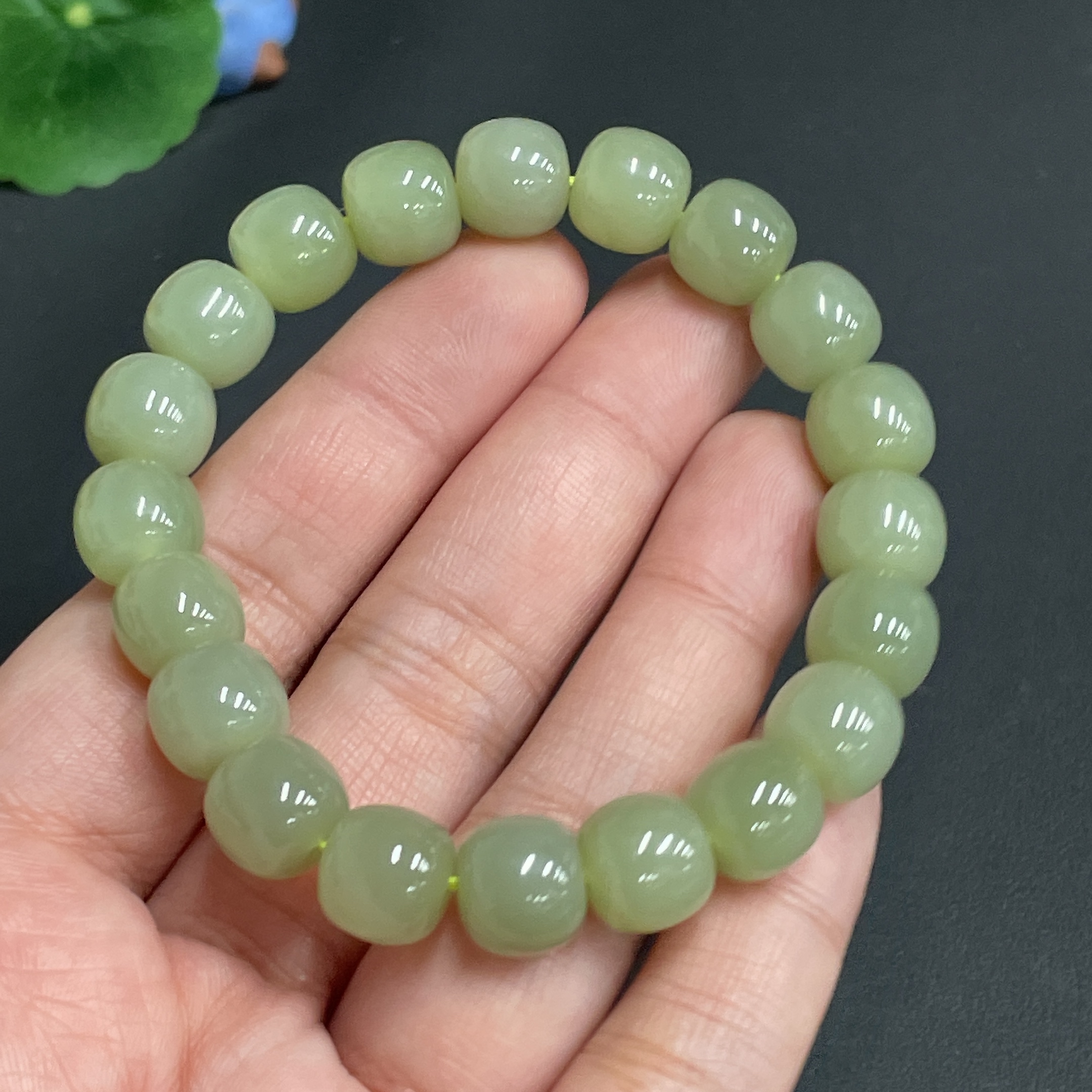 H23649088 Hetian Jade Bracelet, about 10mm, total weight about 33.8g