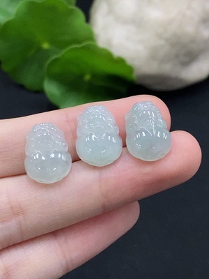 F35091390 Jadeite Pixiu Inlaid Piece Sell as a Lot