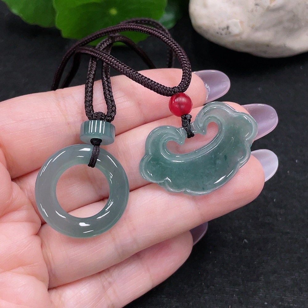 F34965906 Jadeite Pendants Sell as a Lot
